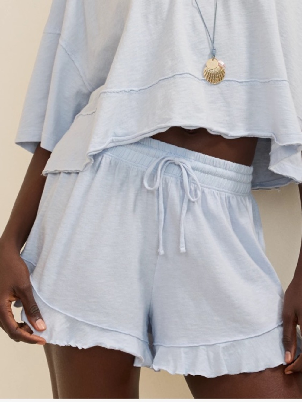 NEW Aerie happiest flirty short